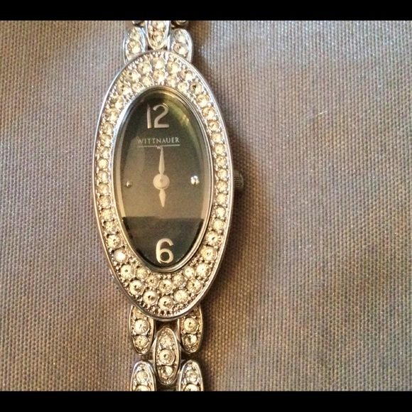 Wittnauer Ladies Watch - Picture 7 of 14